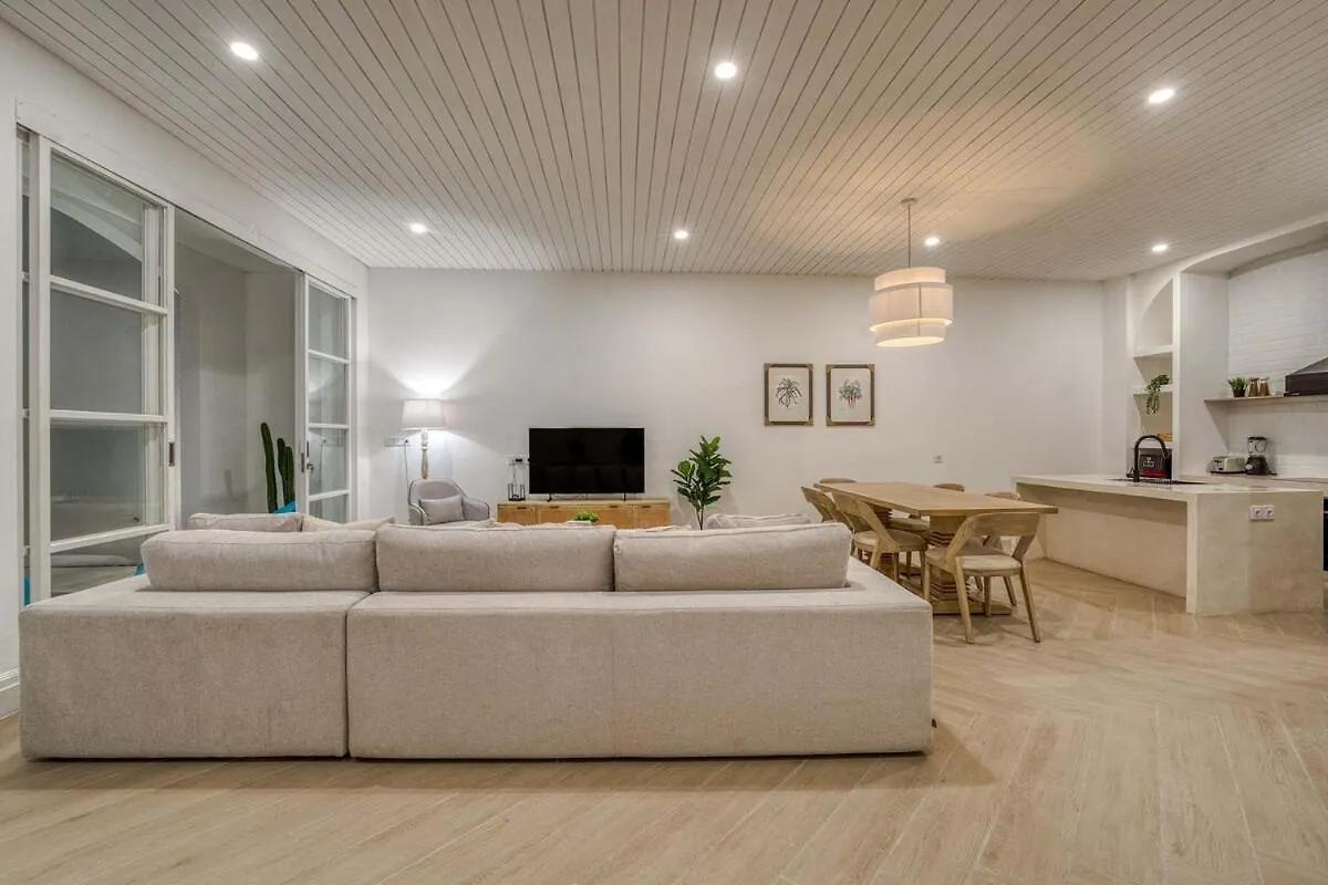 Brand New 4Br Colonial Retreat In Berawa, Canggu 0*,  Indonesia