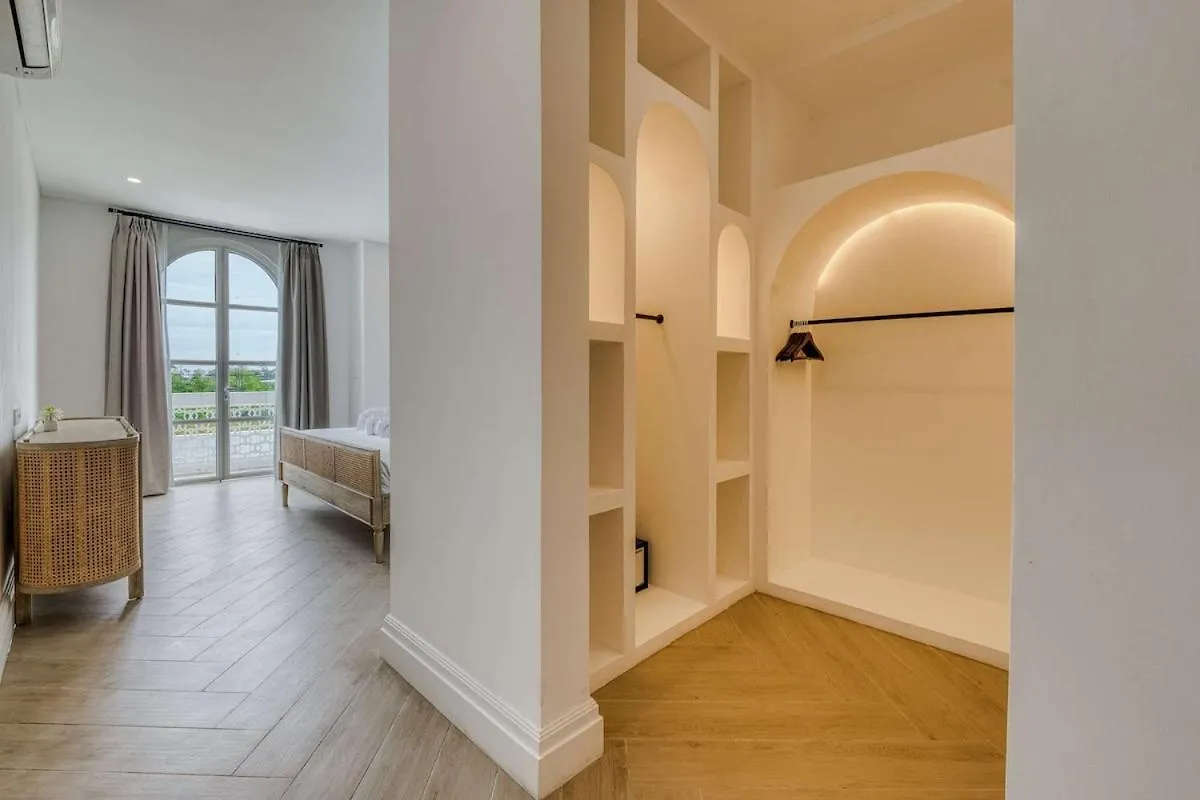 Brand New 4Br Colonial Retreat In Berawa, Canggu Villa