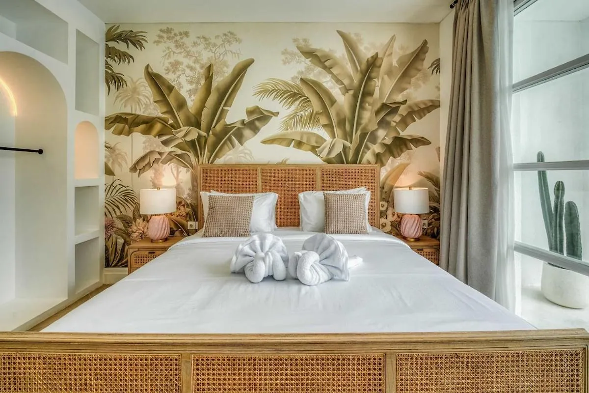 Brand New 4Br Colonial Retreat In Berawa, Canggu