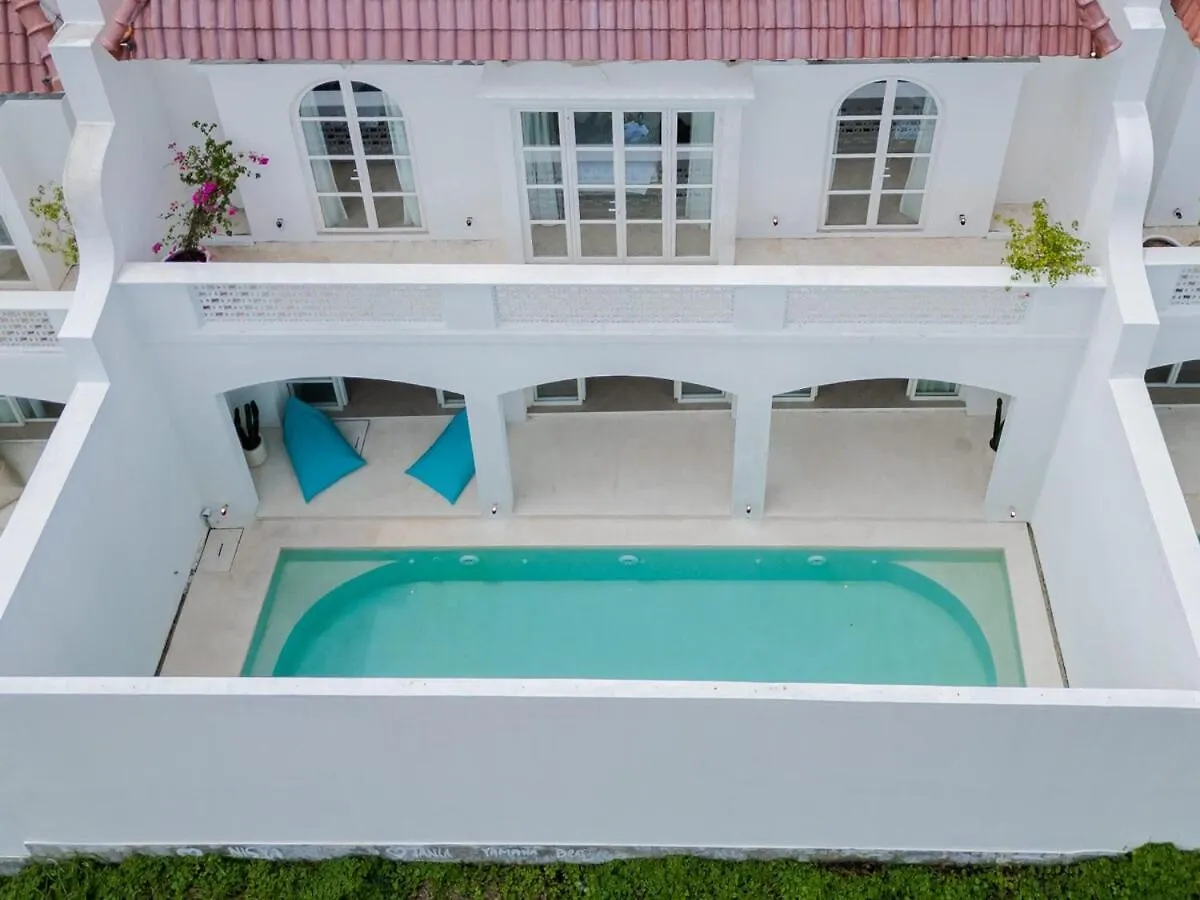 Villa Brand New 4Br Colonial Retreat In Berawa, Canggu