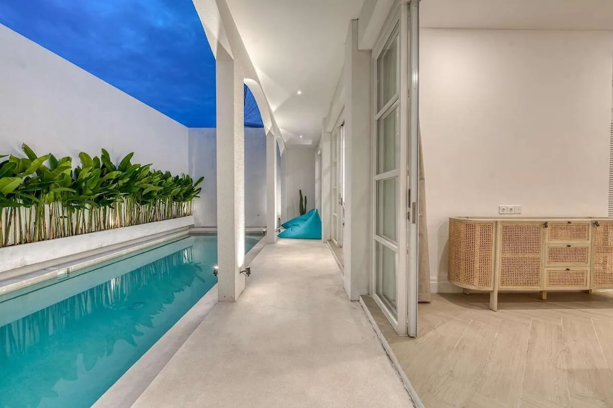 Brand New 4Br Colonial Retreat In Berawa, Canggu 0*,